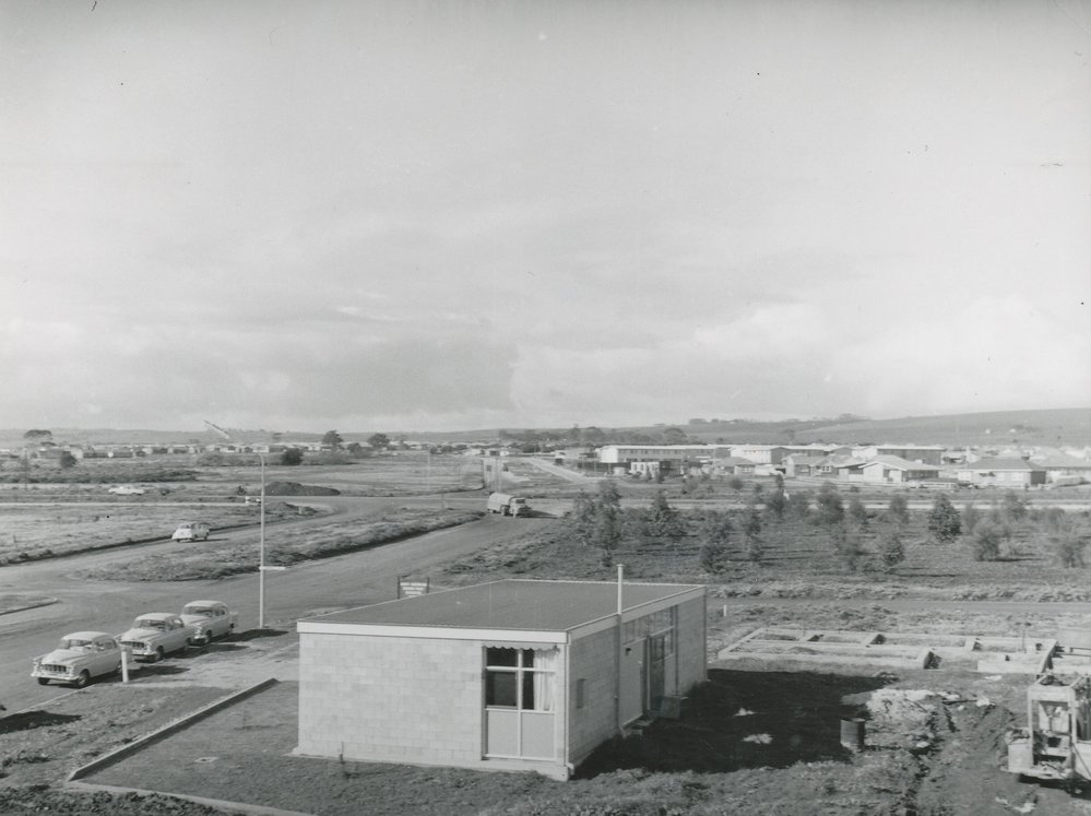 Elizabeth Town Centre: 1960