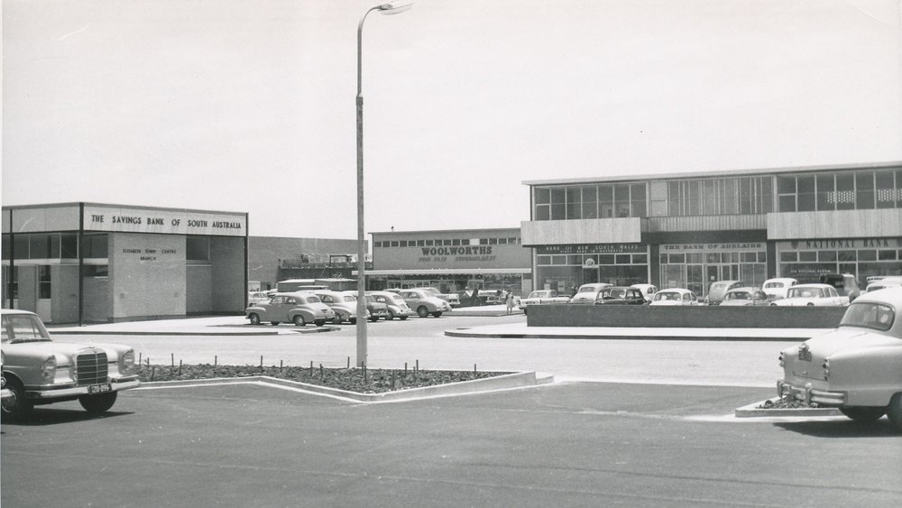 Elizabeth Town Centre : 1964