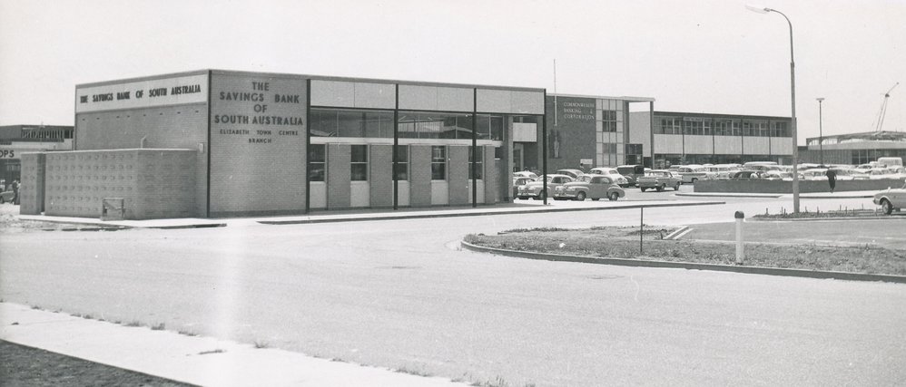 Elizabeth Town Centre : 1964