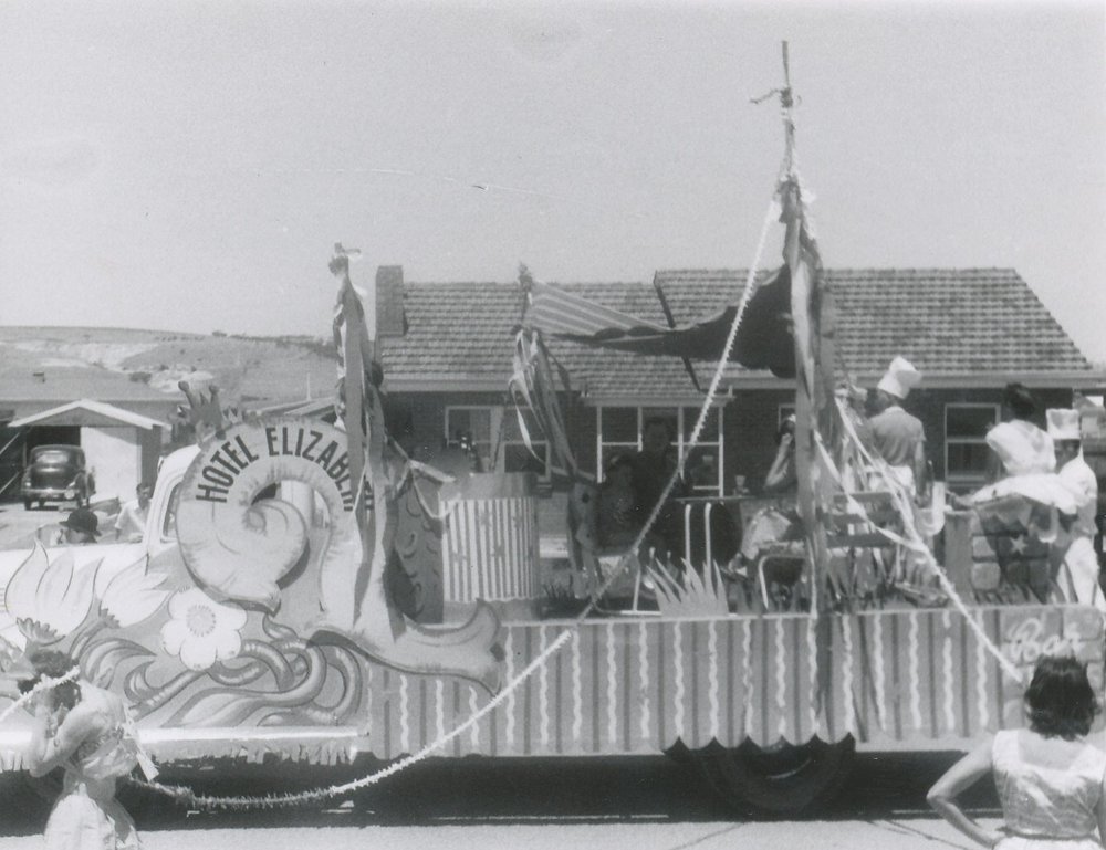 Elizabeth Birthday Celebrations : 1958