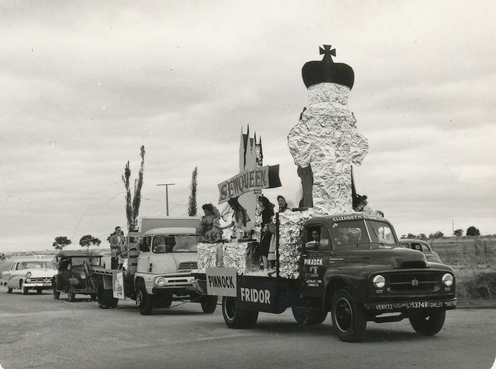 Elizabeth Birthday Celebrations : 1958