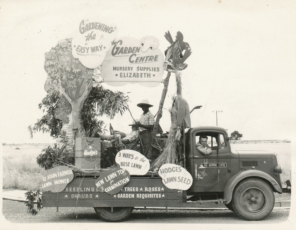 Elizabeth Birthday Celebrations : 1958