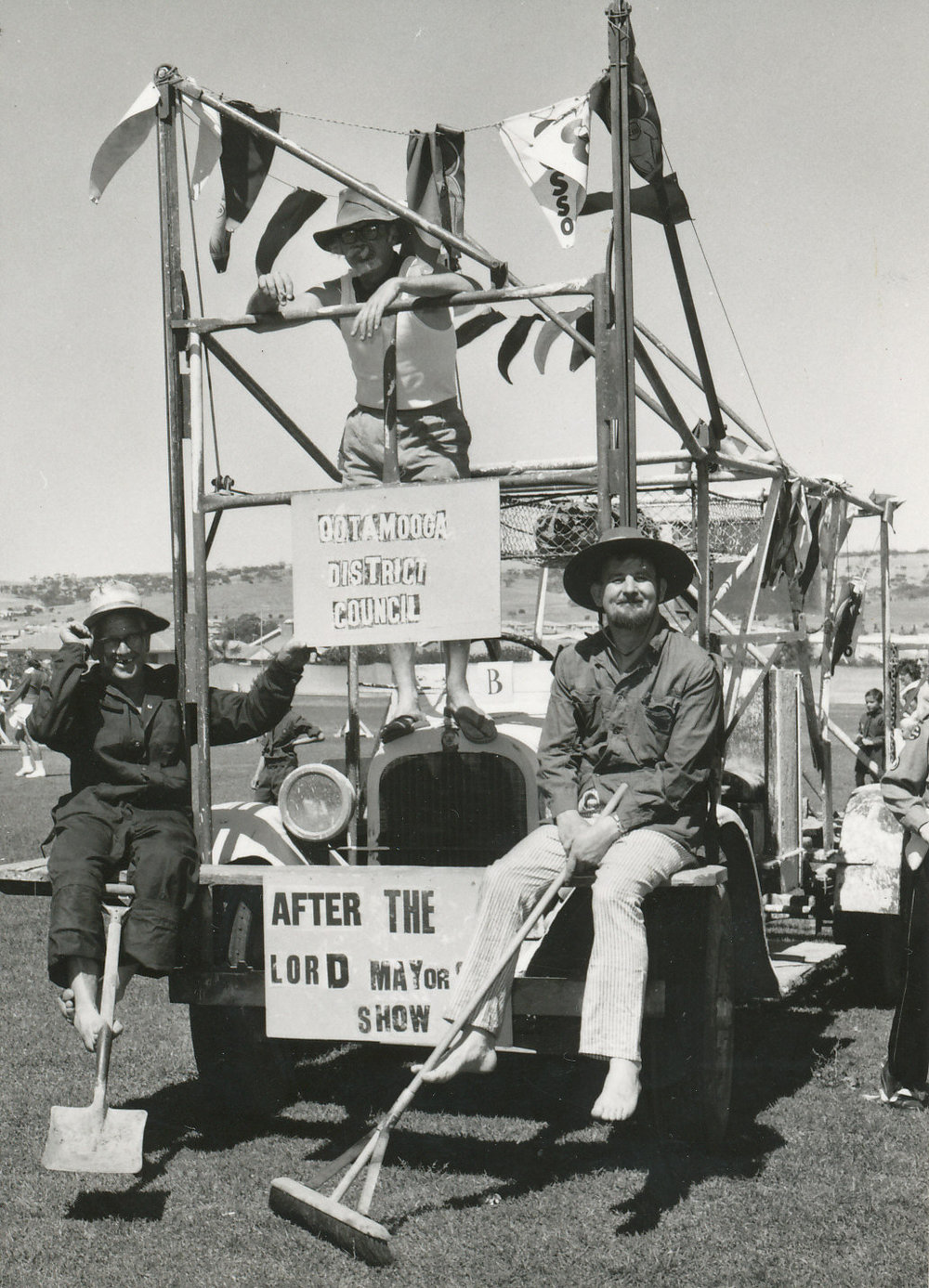Elizabeth Birthday Festival : 1964