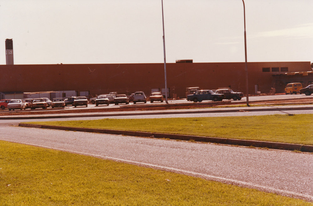 Elizabeth Town Centre: 1984