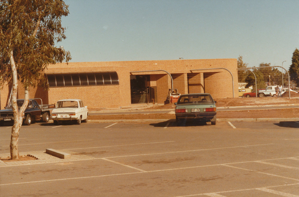 Elizabeth Town Centre: 1984