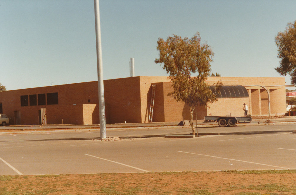 Elizabeth Town Centre: 1984