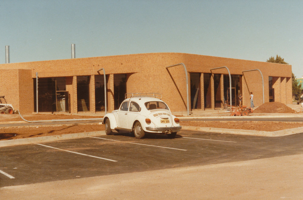 Elizabeth Town Centre: 1984