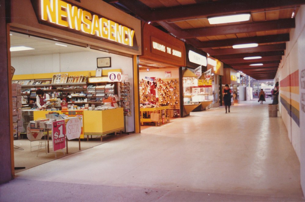 Elizabeth Shopping Centre: 1984