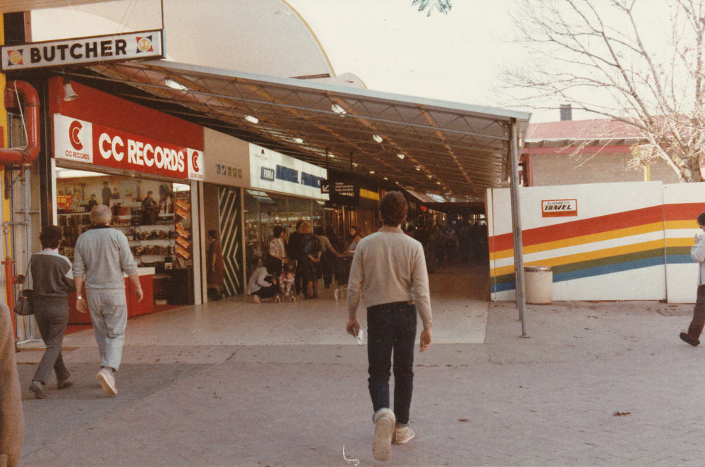 Elizabeth Shopping Centre: 1984
