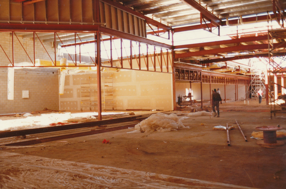 Elizabeth Shopping Centre: 1984