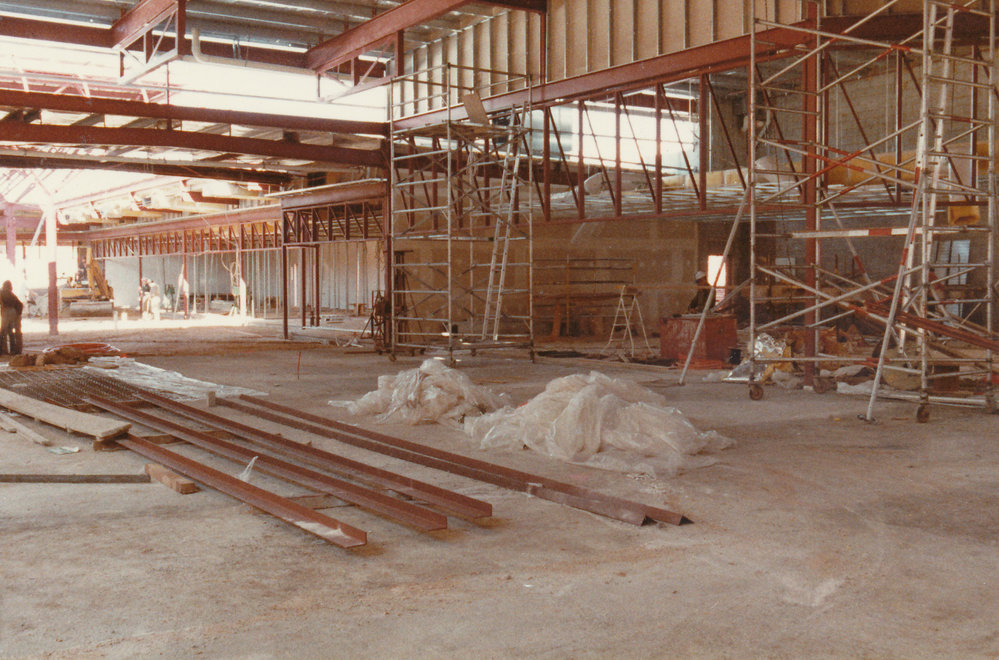 Elizabeth Shopping Centre: 1984