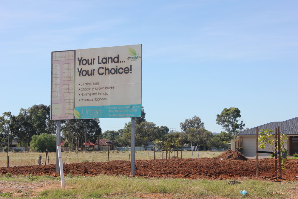 Andrews Road, Munno Para West: 2015