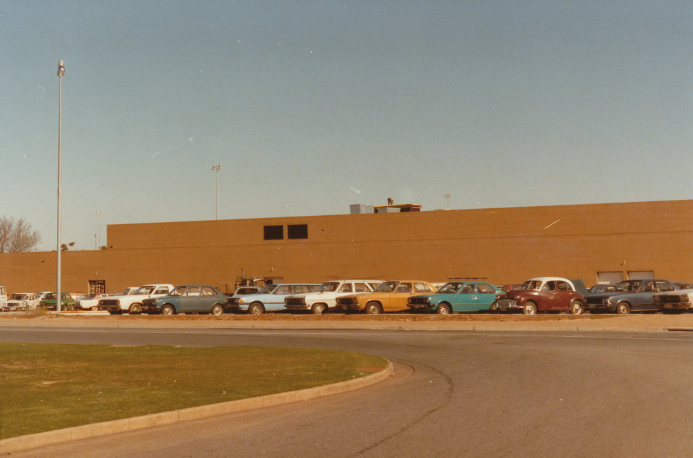 Elizabeth Town Centre: 1984