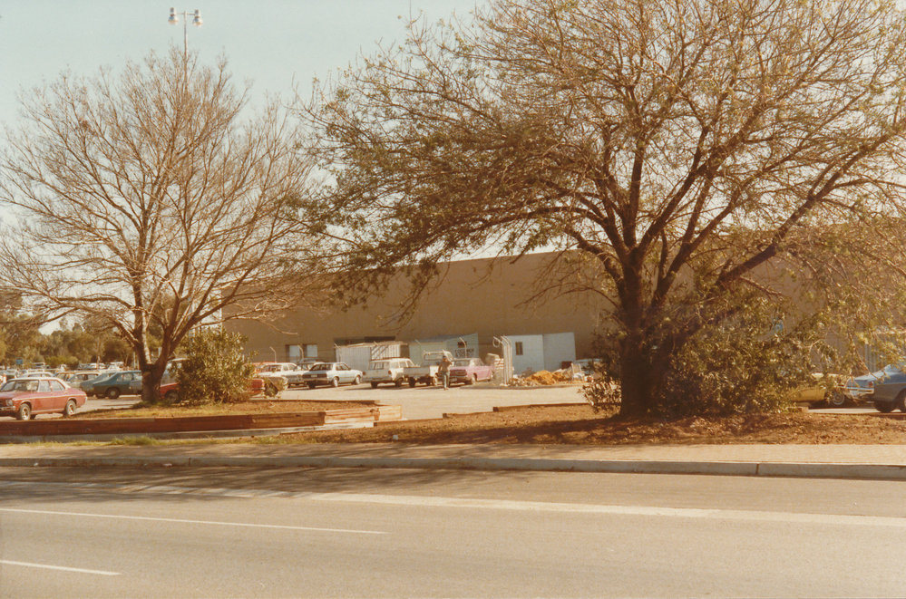 Elizabeth Town Centre: 1984