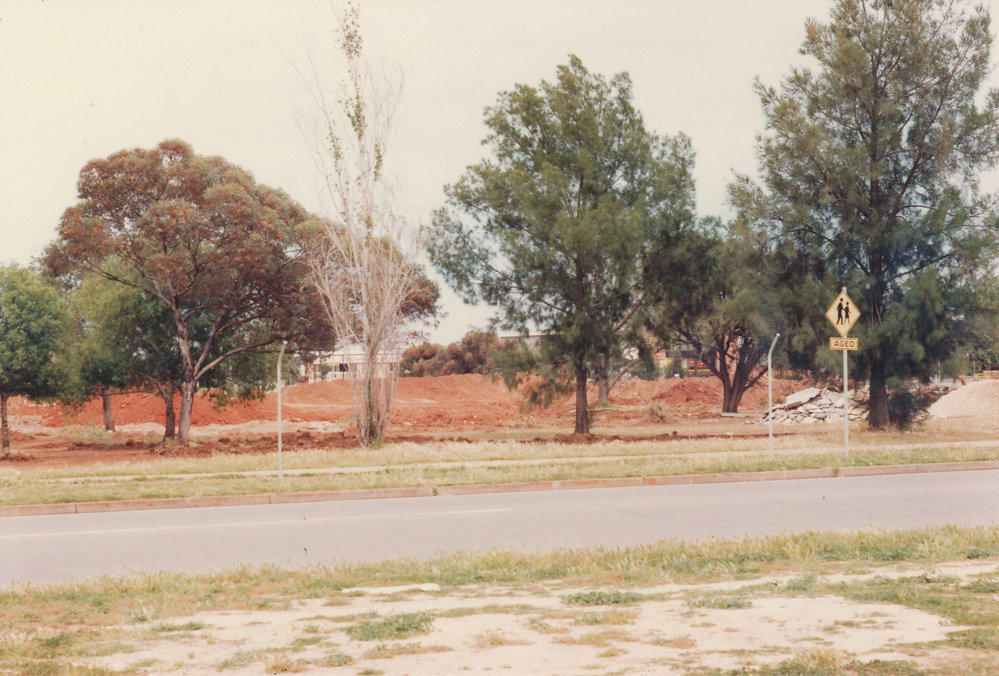 Elizabeth Town Centre: 1983.