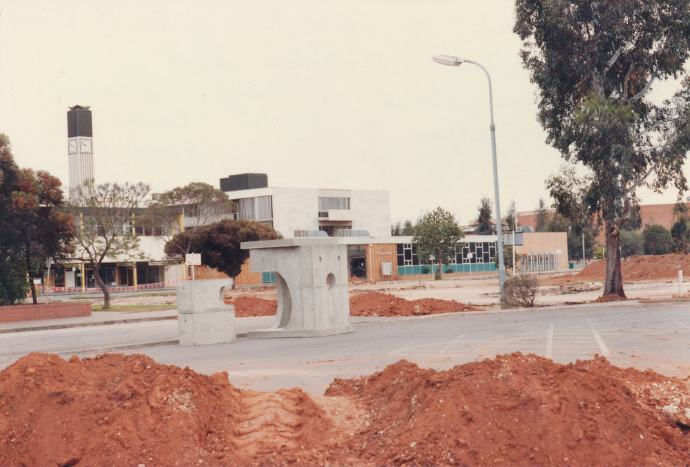 Elizabeth Town Centre: 1983.