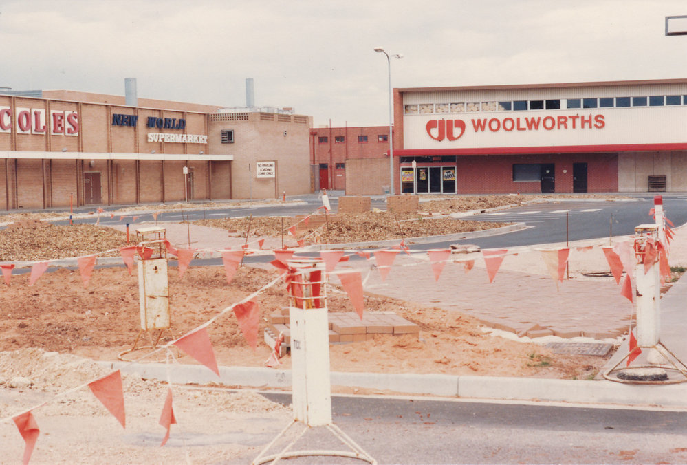 Elizabeth Town Centre: 1983.