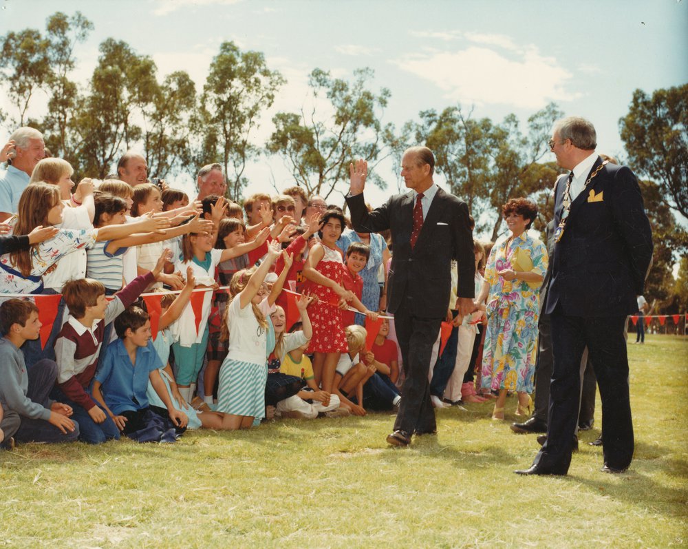 Royal visit of Prince Phillip to Elizabeth: 1986