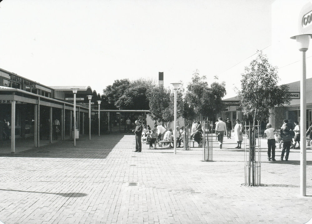 Elizabeth Town Centre: 1983.