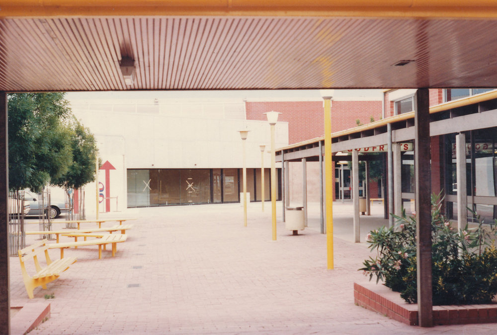 Elizabeth Town Centre: 1983.