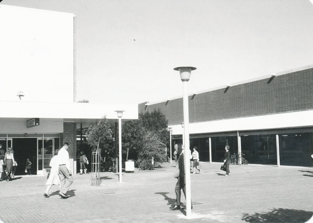 Elizabeth Town Centre: 1983.