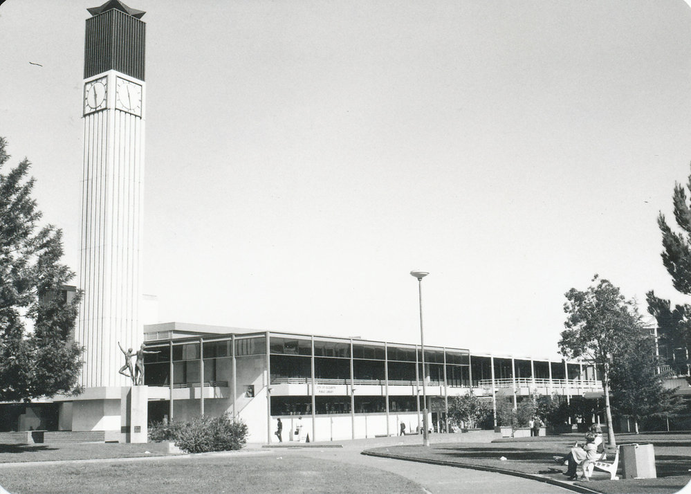 Elizabeth Town Centre: 1983.