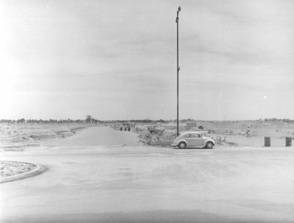 Elizabeth Way, Elizabeth: 1958