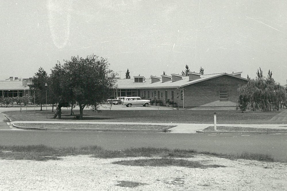 Hotel Elizabeth: 1964.