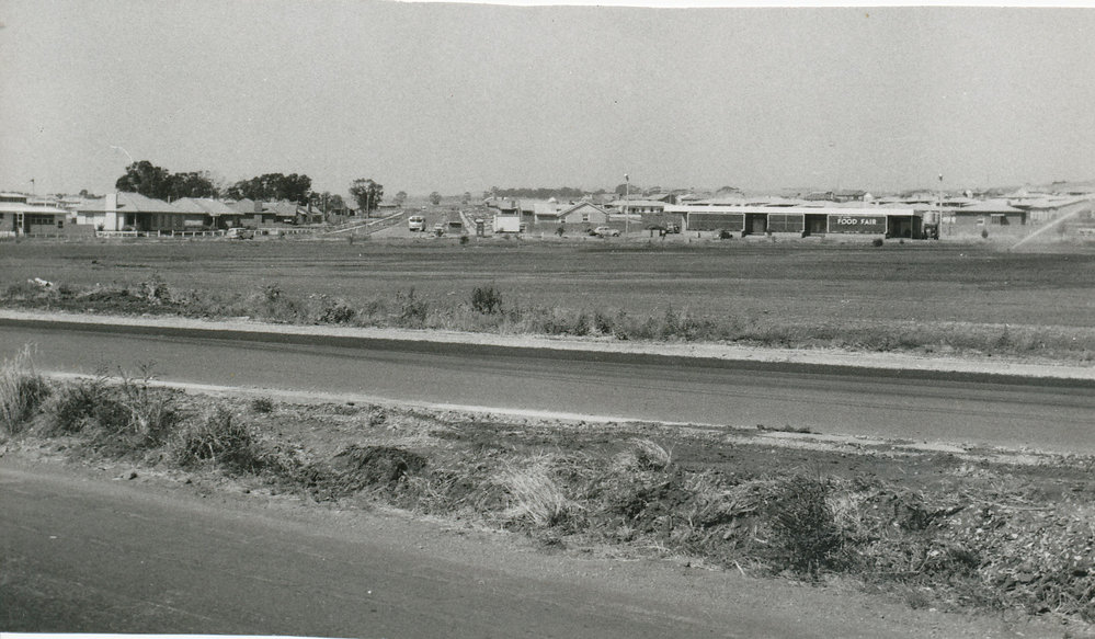 Elizabeth East, Midway Road