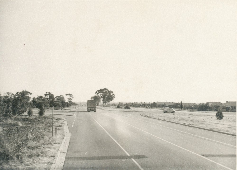 Main North Road, Elizabeth North: 1964