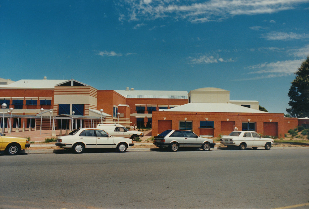Lyell McEwin Hospital: 1987