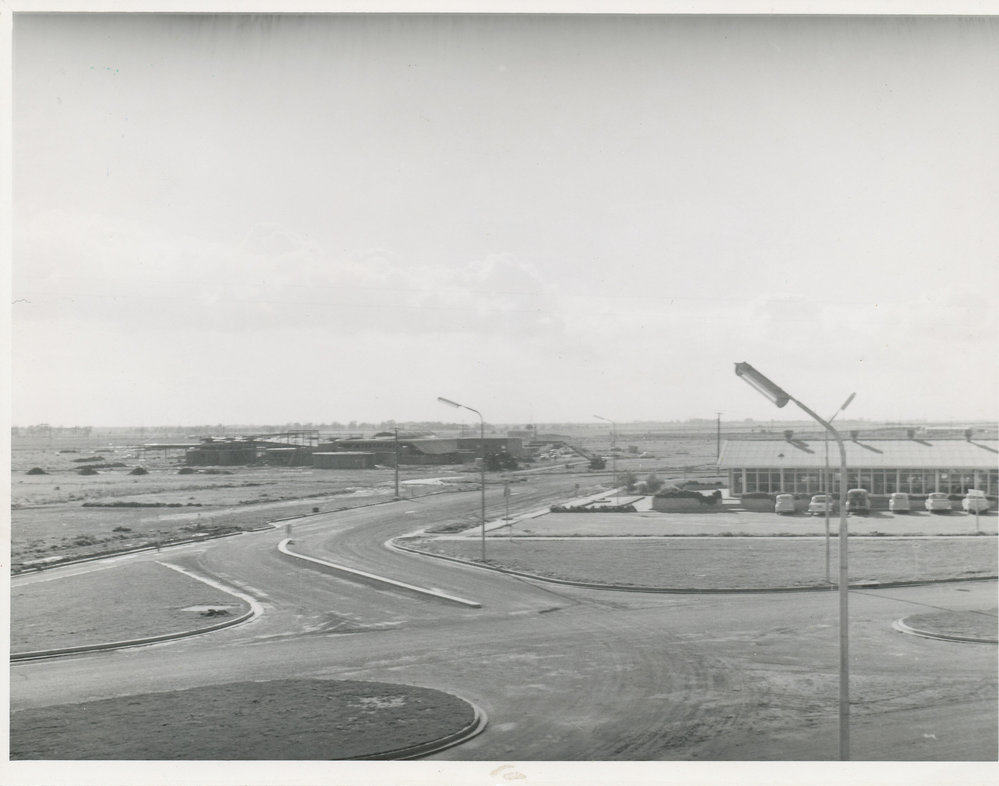 Elizabeth Town Centre: 1960.