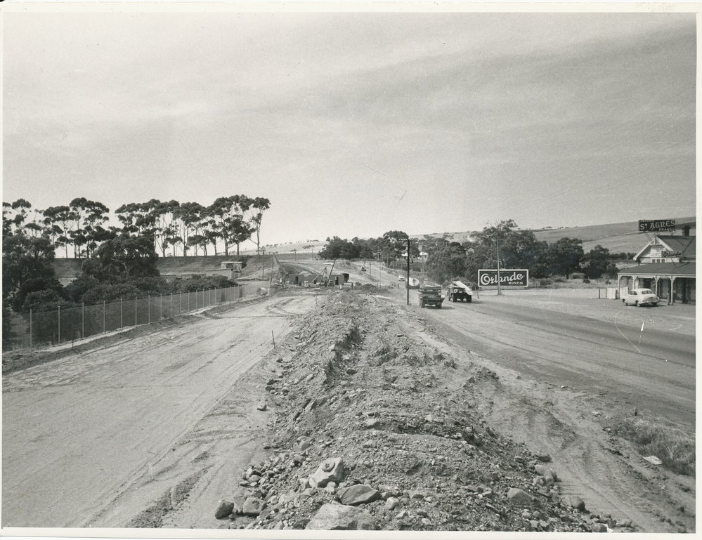 Highway Bridge construction, Carisbrooke Park, Salisbury: 1959