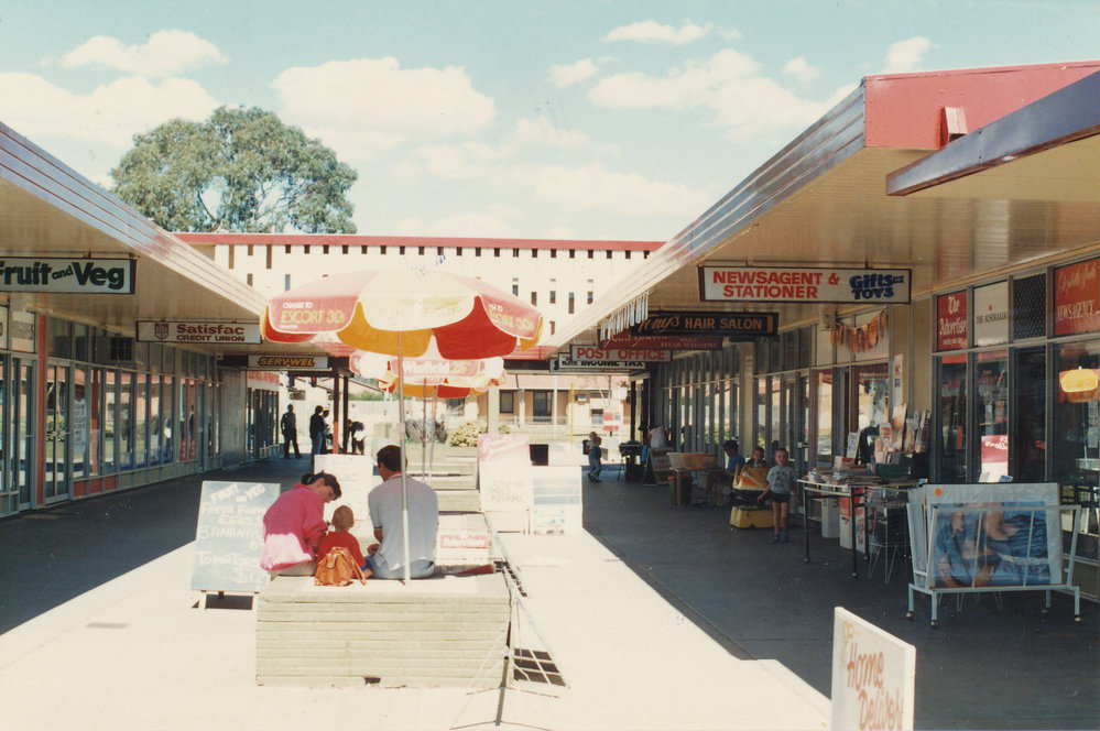 Elizabeth South Shopping Centre: 1988