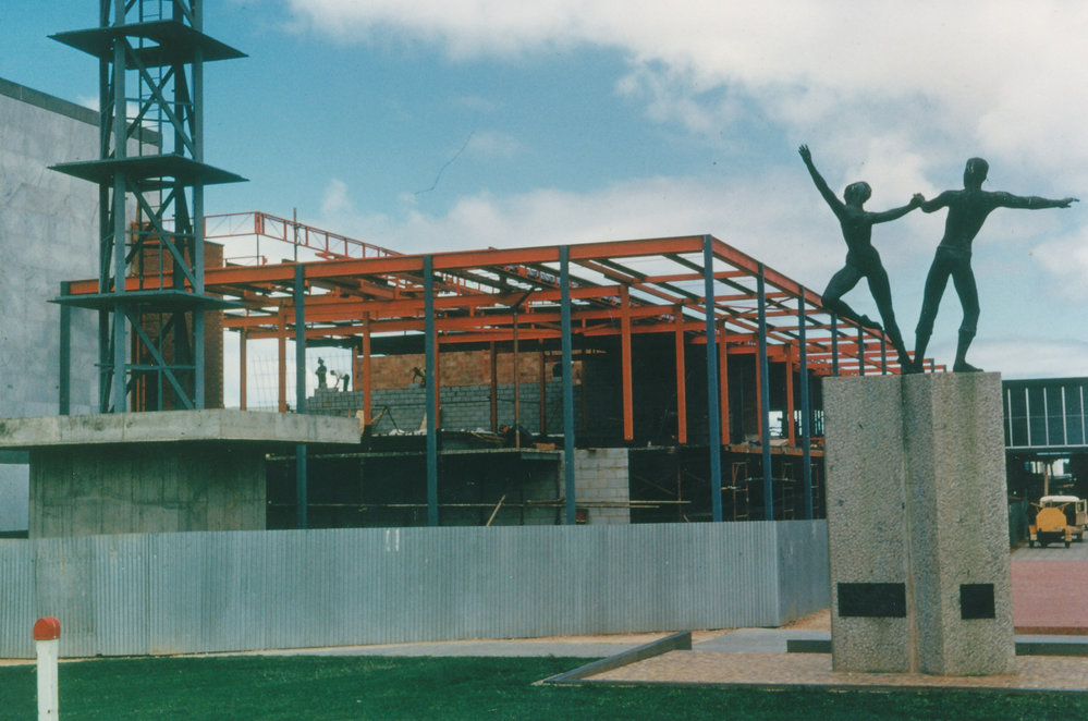 Construction of Elizabeth Public Library: 1968