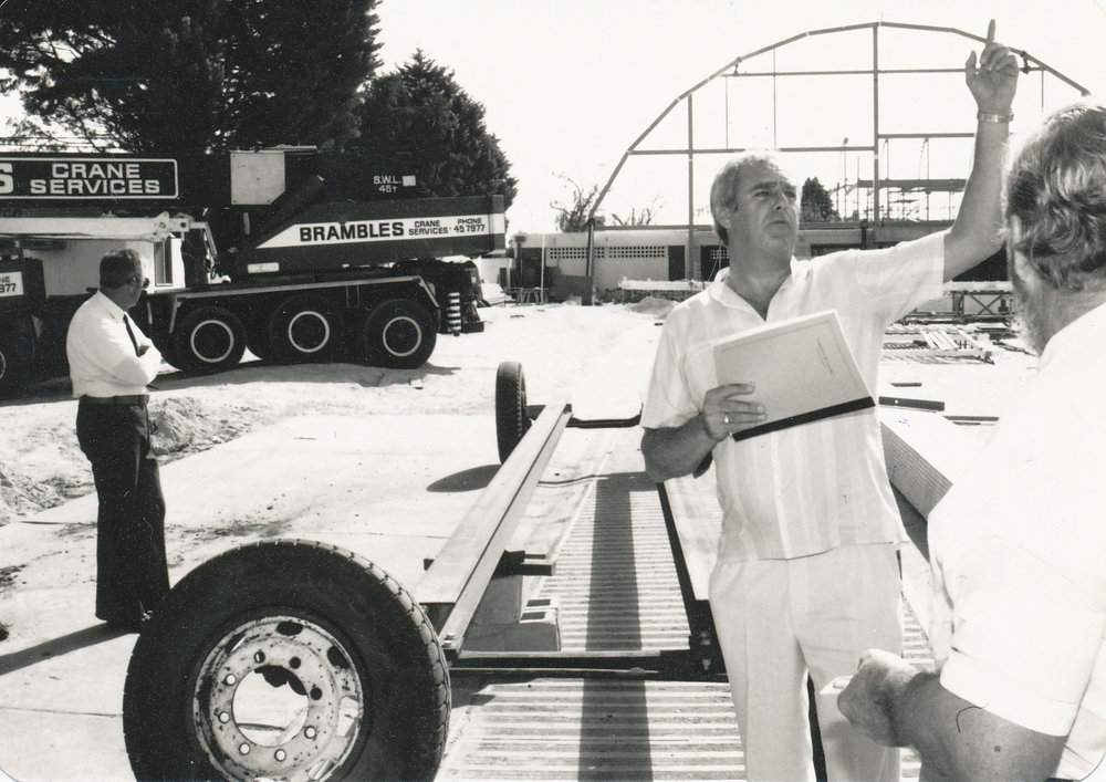 Elizabeth Aquadome: 1985