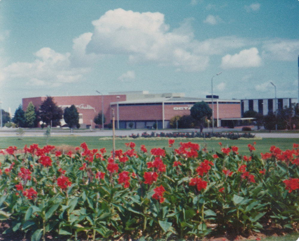 Elizabeth City Centre: 1975.