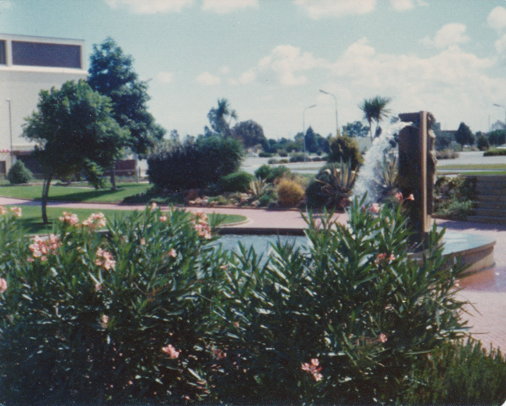 Elizabeth City Centre: 1975.