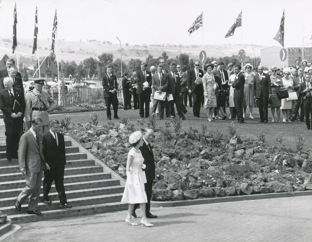 Queen Elizabeth II visit to Elizabeth: 1963