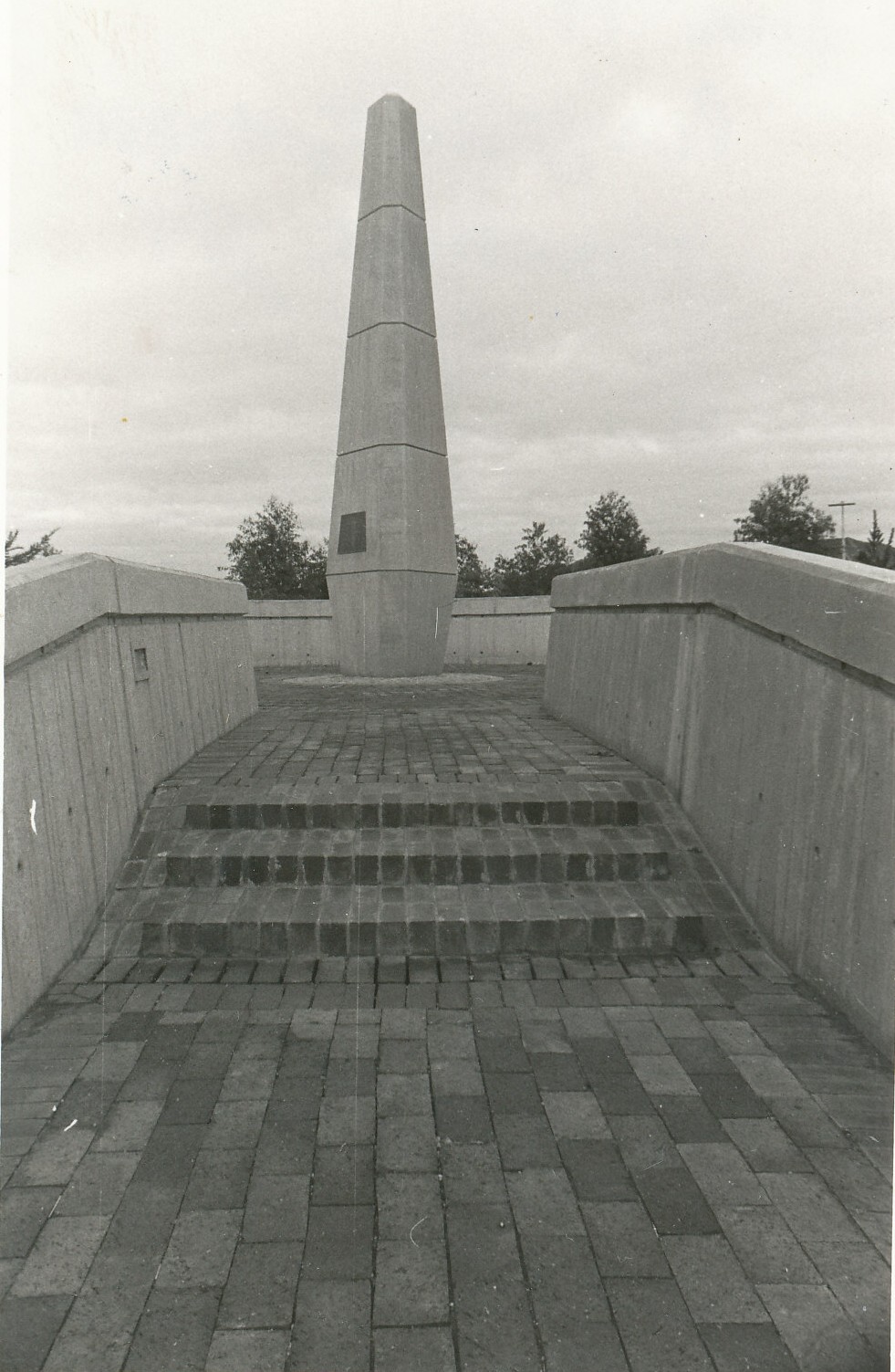 Playford Gardens Monument: 1977.