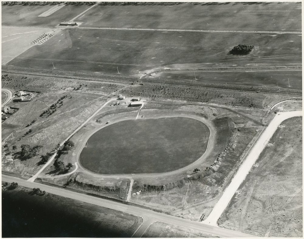 Elizabeth Oval: 1959