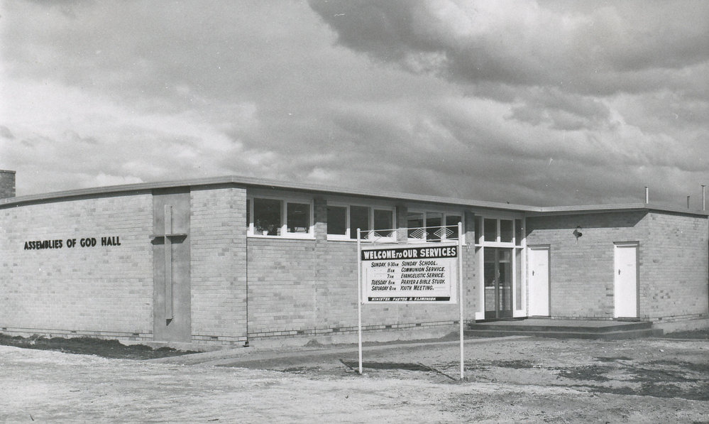 Elizabeth - Assemblies of God Church: 1964.