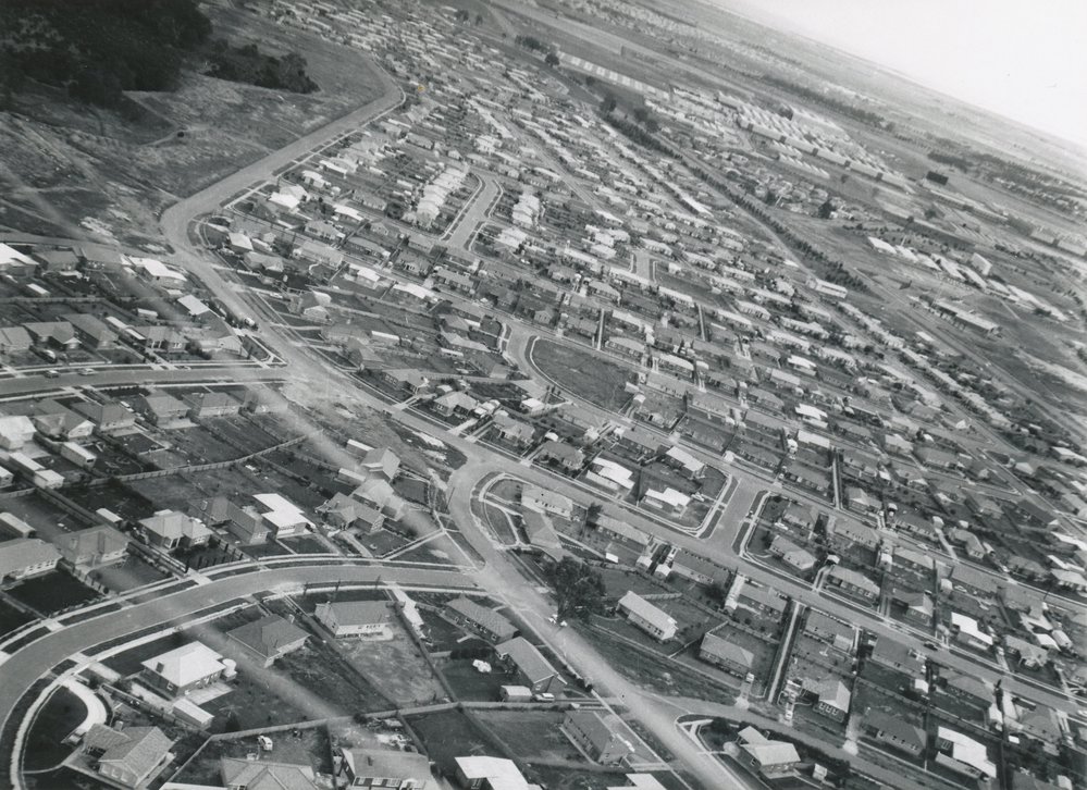 Elizabeth Vale: 1964