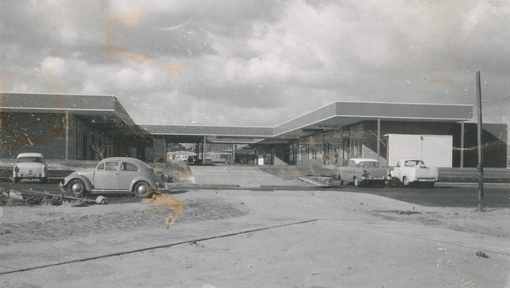 Elizabeth Park Shopping Centre