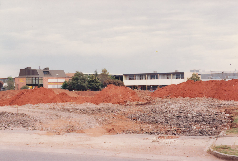 Site of former Hotel Elizabeth: 1983
