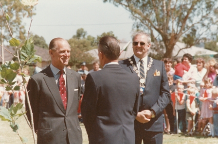 Duke of Edinburgh visit to Elizabeth: 1986