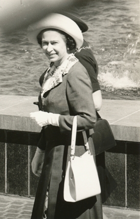 Royal Visit, Queen Elizabeth II at Windsor Green: 1977