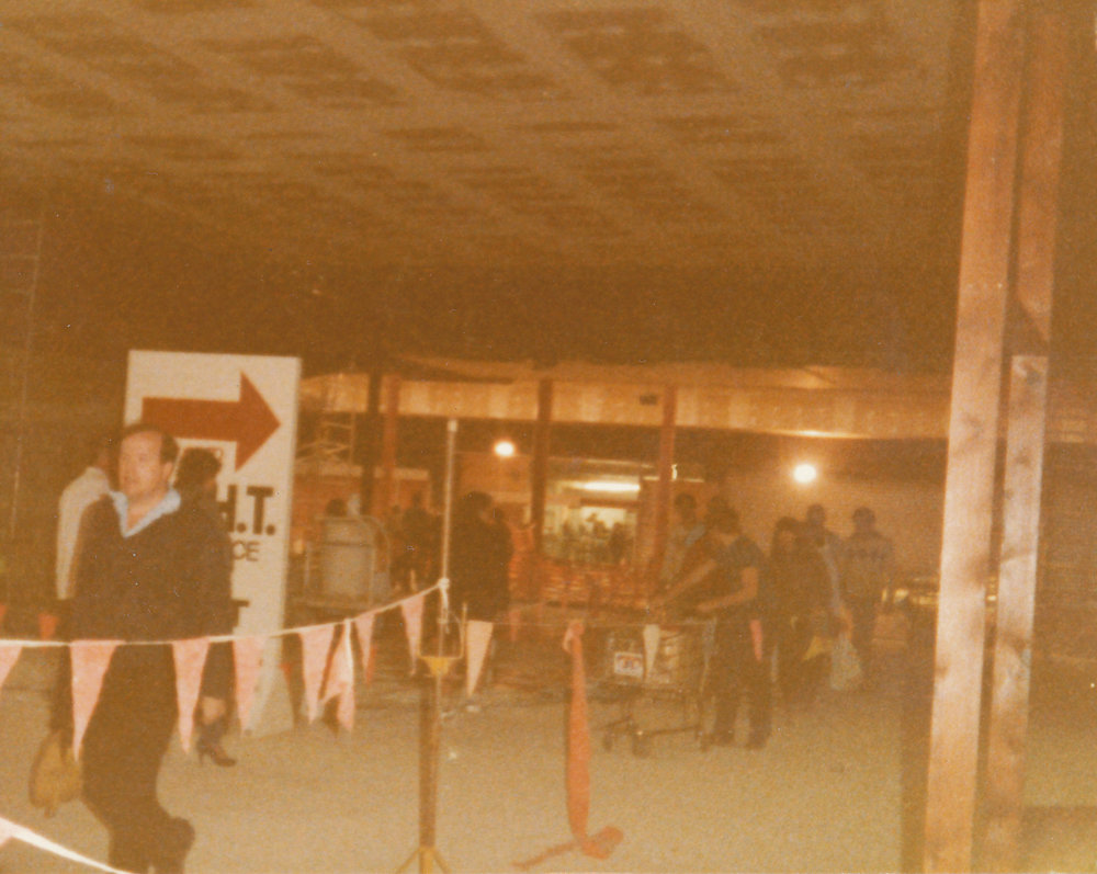 Elizabeth City Centre: 1984.