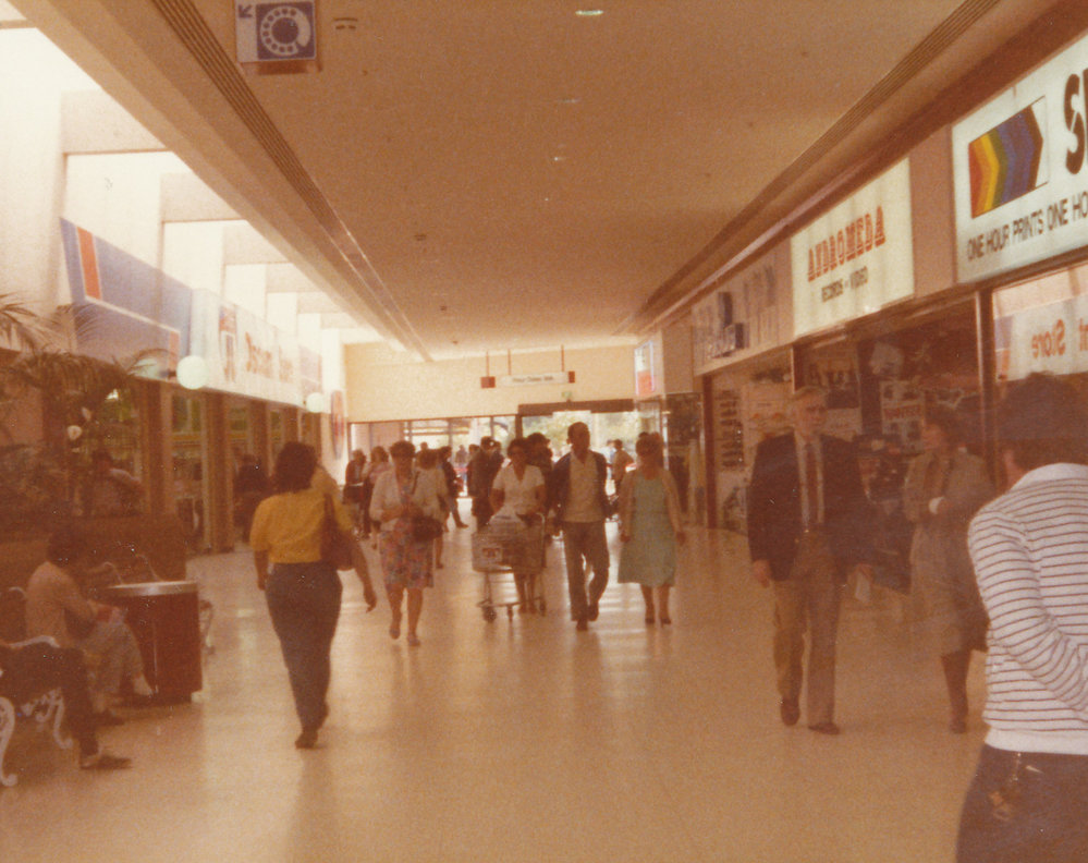 Elizabeth City Shopping Centre