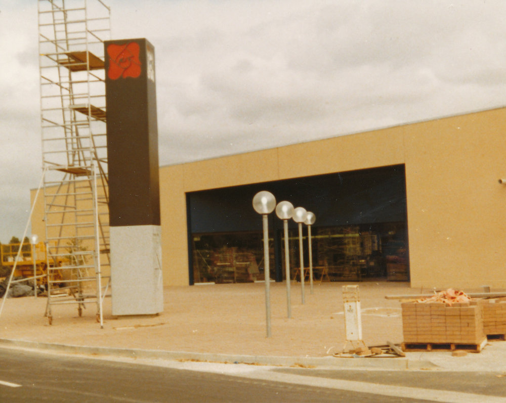 Elizabeth City Shopping Centre